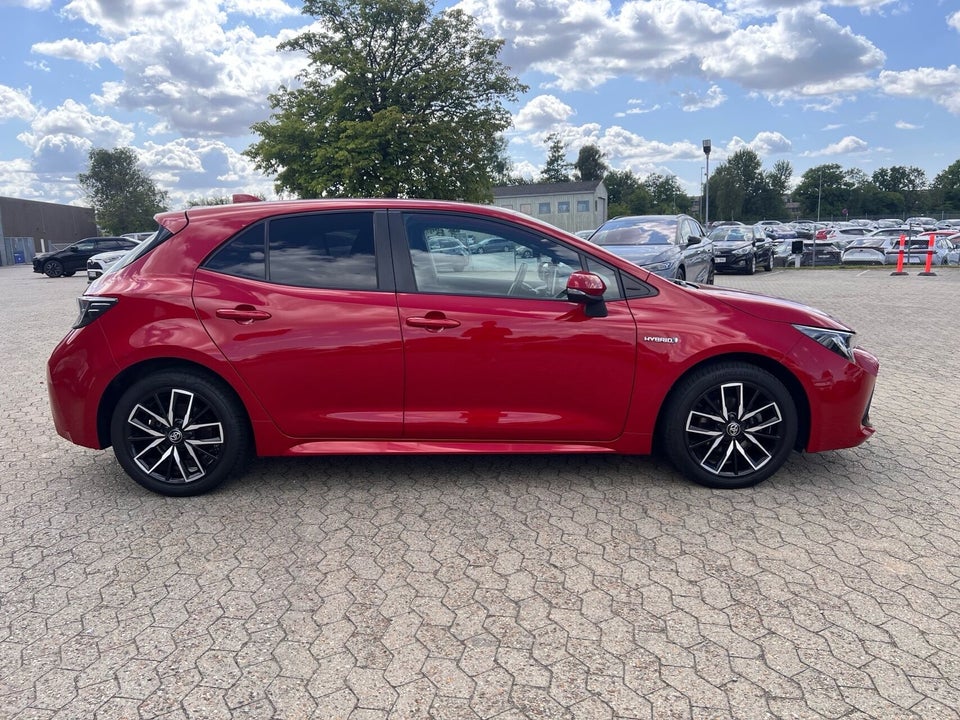 Toyota Corolla 1,8 Hybrid H3 Smart MDS 5d