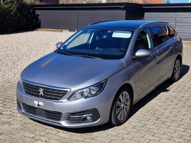 Peugeot 308 1,6 BlueHDi 120 Allure SW EAT6 5d