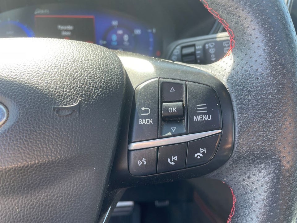 Ford Kuga 2,5 PHEV ST-Line X CVT 5d