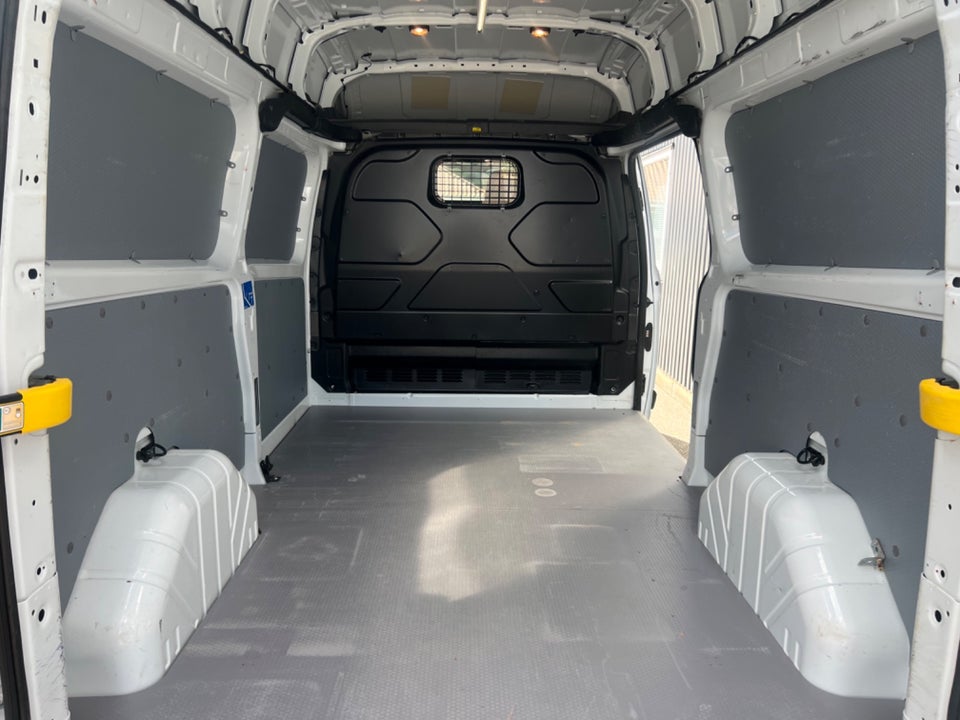 Ford Transit Custom 300L 2,0 TDCi 130 Trend