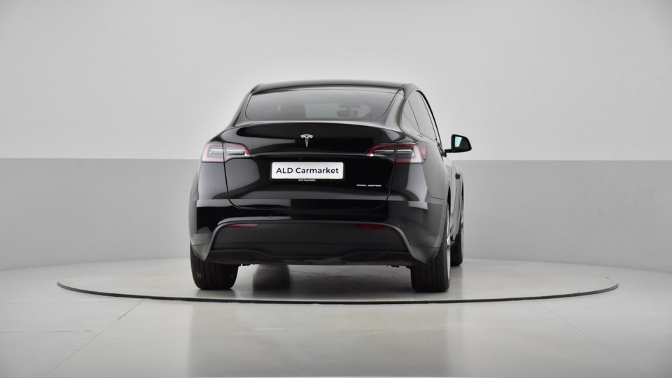 Tesla Model Y Long Range AWD 5d