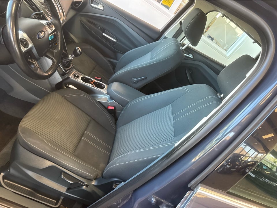Ford C-MAX 1,0 SCTi 125 Titanium 5d