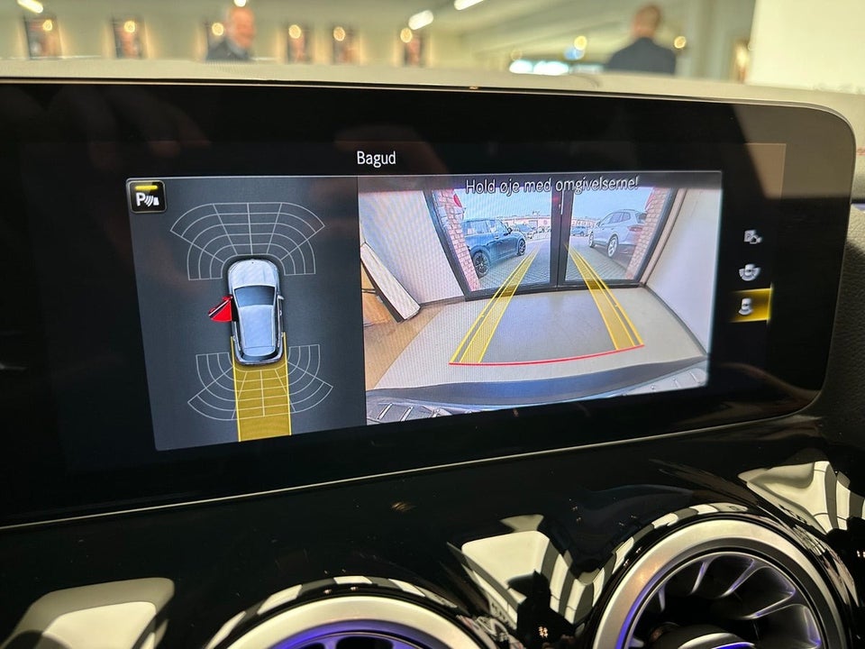 Mercedes EQA350 AMG Line 4Matic 5d