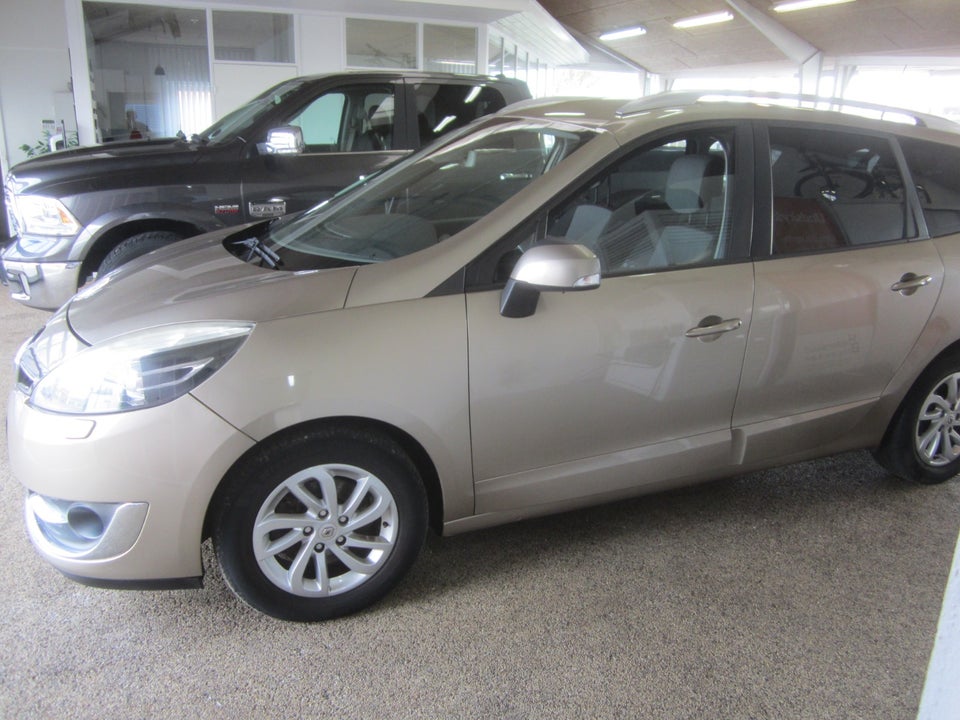 Renault Grand Scenic III 1,5 dCi 110 Dynamique 7prs 5d