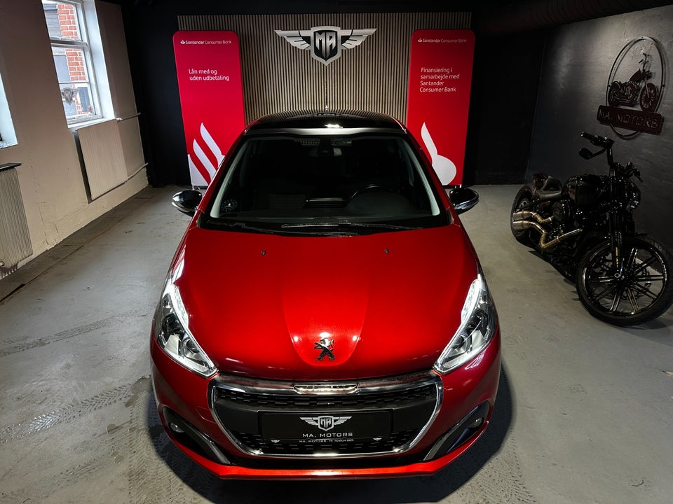 Peugeot 208 1,2 PureTech 82 Allure Sky 5d