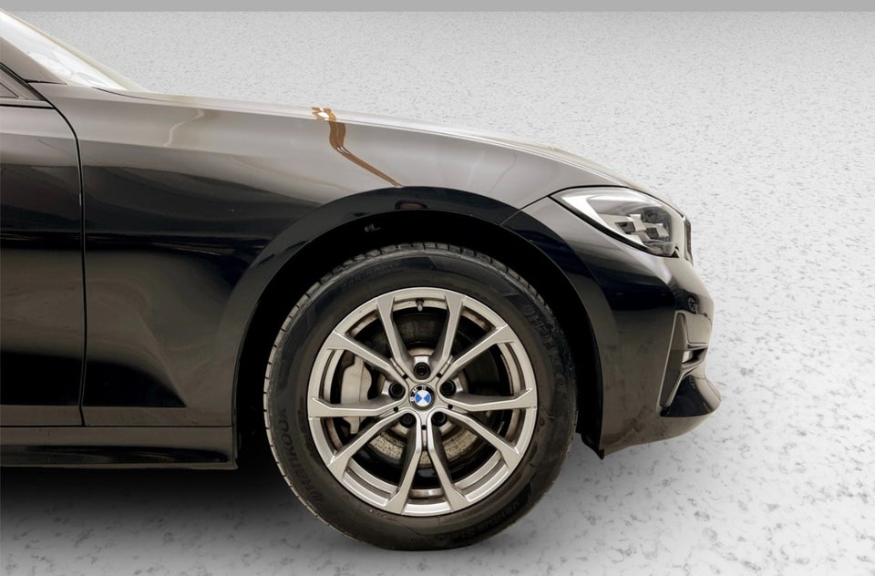 BMW 330e 2,0 Touring Sport Line aut. 5d