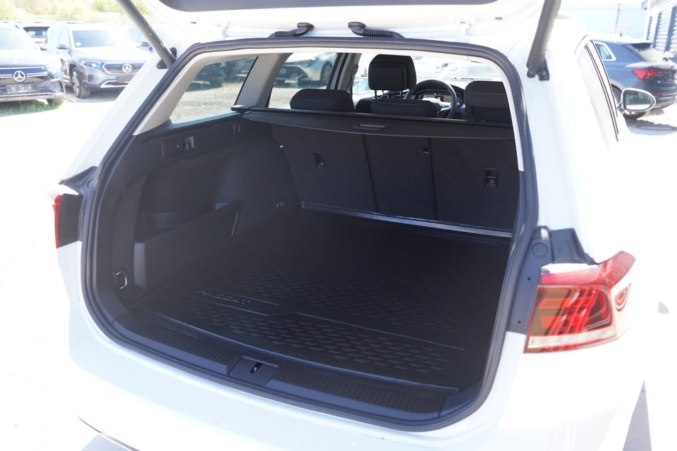 VW Passat 1,4 GTE Variant DSG 5d