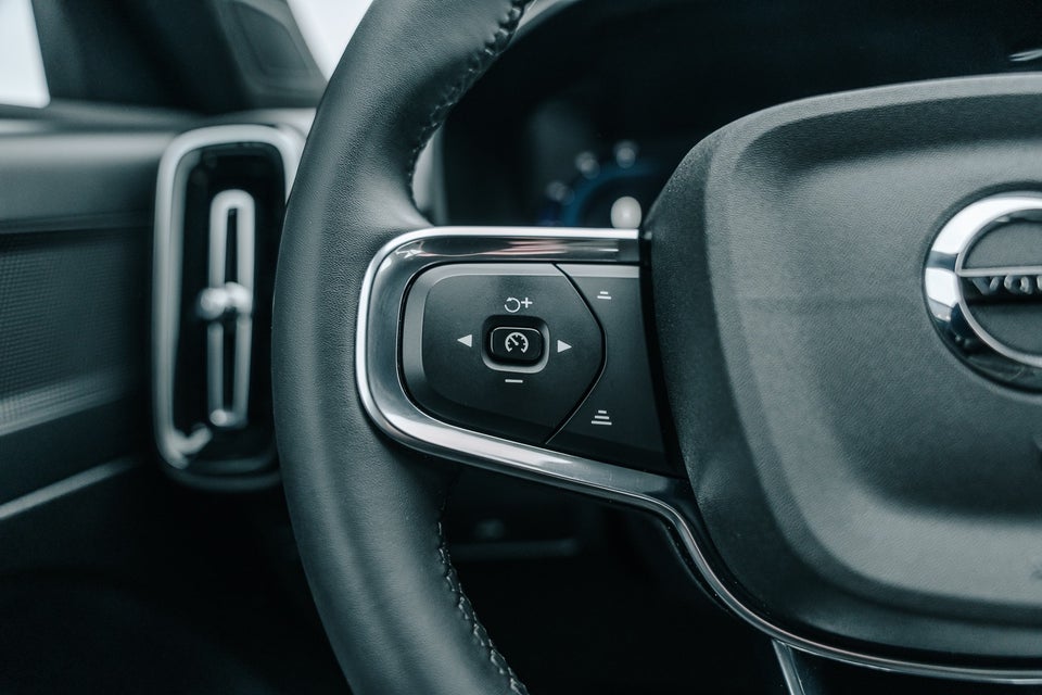 Volvo EX40 Extended Range Core 5d