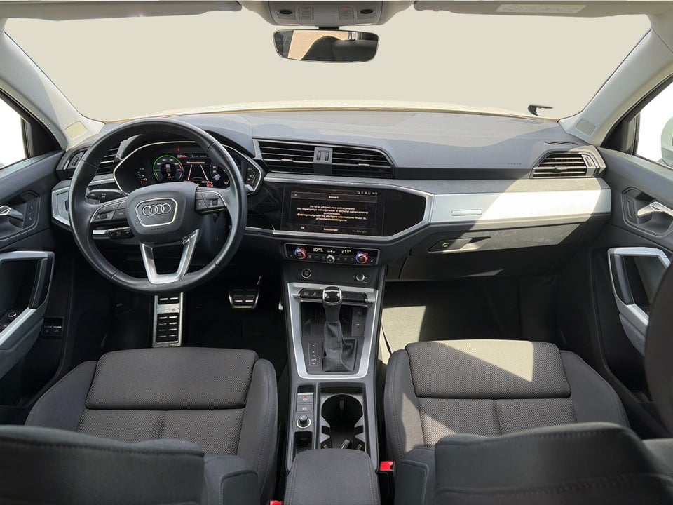 Audi Q3 45 TFSi e Attitude plus Sportback S-tr. 5d