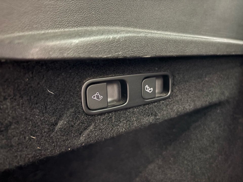 Tesla Model Y RWD 5d