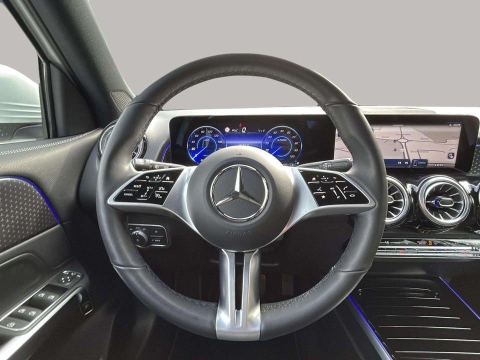 Mercedes EQB250+ Progressive 5d