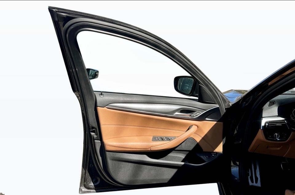 BMW 530e 2,0 Touring M-Sport aut. 5d