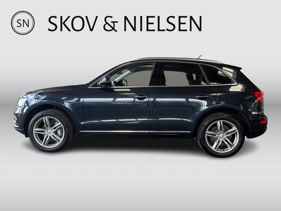 Audi Q5 3,0 TDi 245 quattro S-tr. 5d
