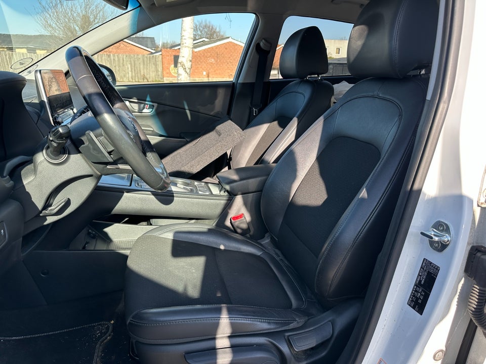 Hyundai Kona 64 EV Advanced 5d