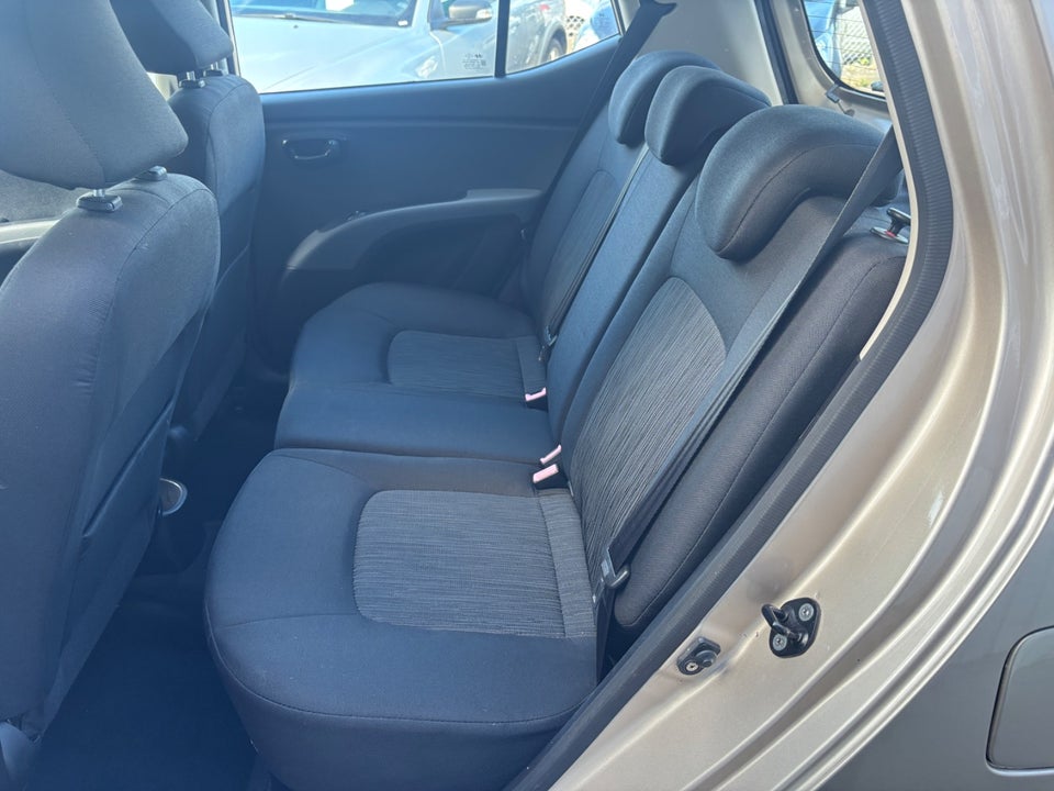 Hyundai i10 1,2 Comfort A/C 5d