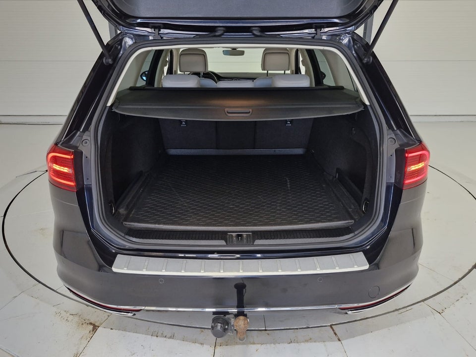 VW Passat 2,0 TSi 220 Highline Variant DSG 5d