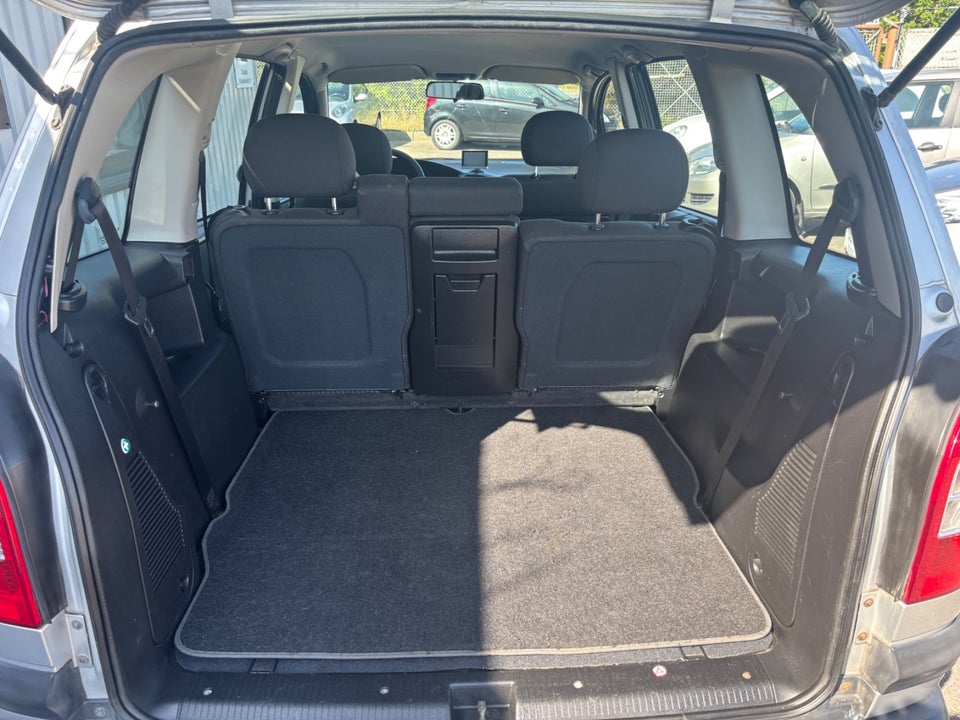 Opel Zafira 1,8 16V Comfort 7prs 5d