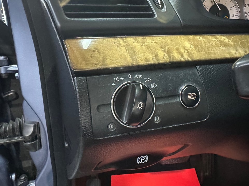 Mercedes E220 2,2 CDi Avantgarde stc. aut. 5d