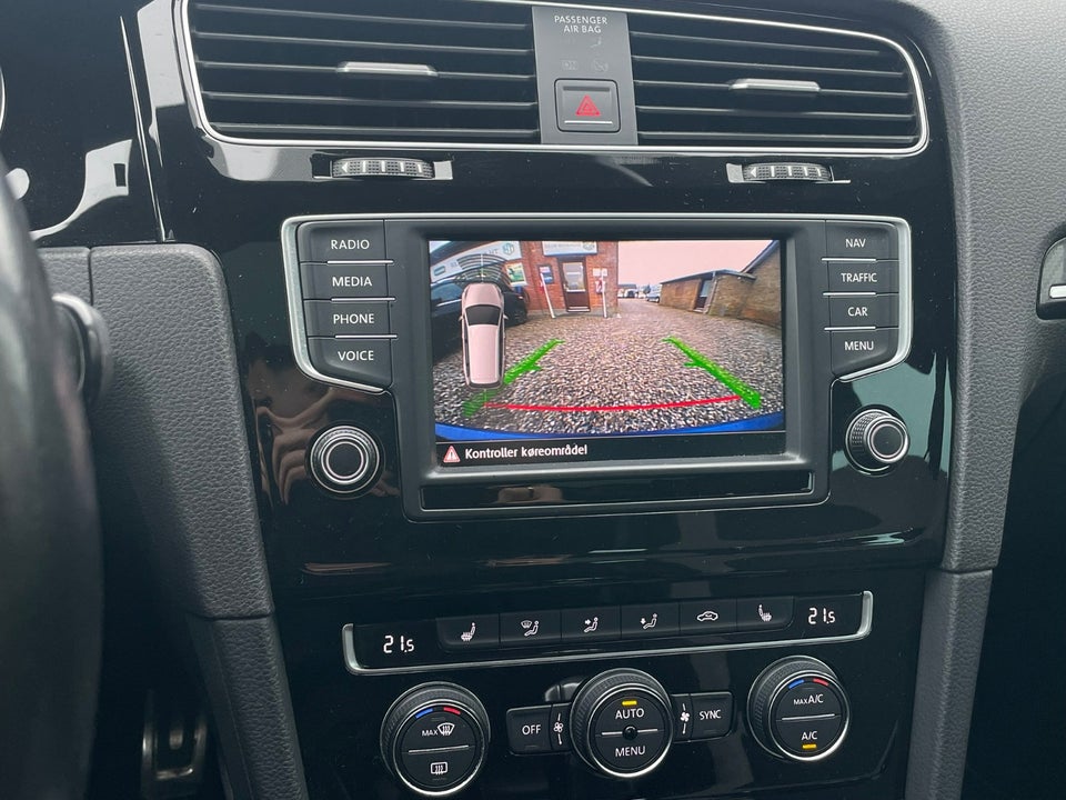 VW Golf VII 2,0 R Variant DSG 4Motion BMT 5d