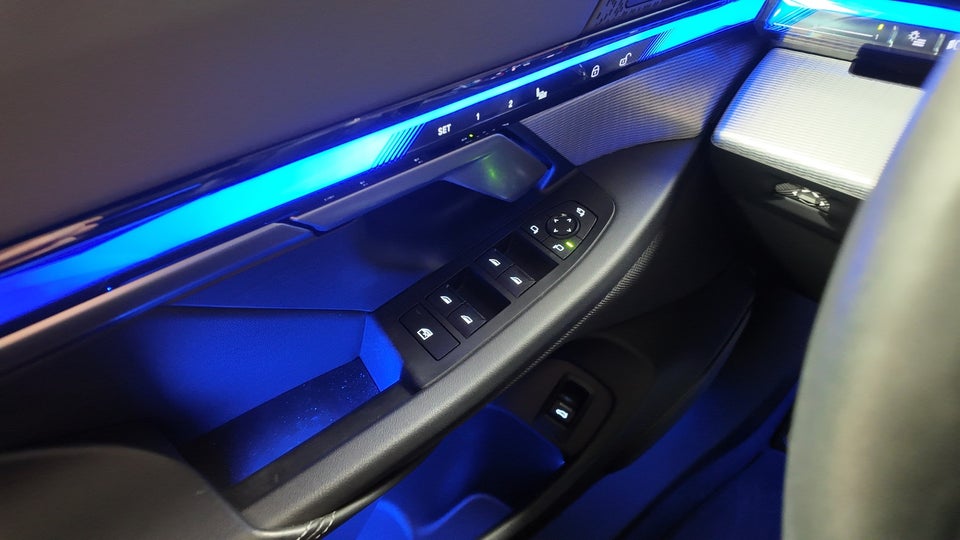 BMW i5 M60 M-Sport xDrive 4d