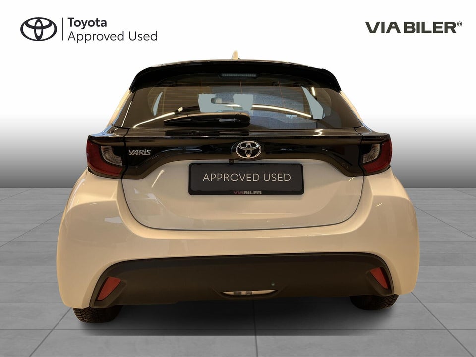 Toyota Yaris 1,5 Active 5d