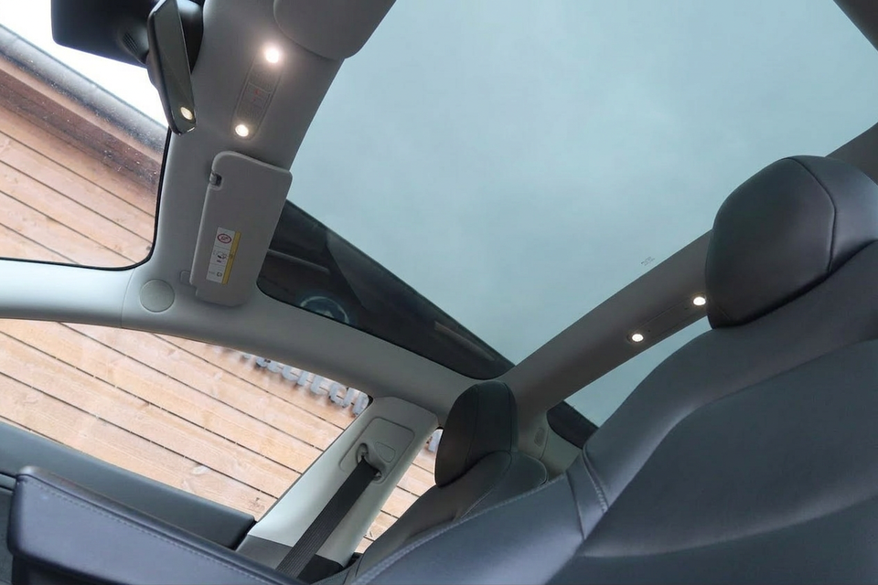 Tesla Model 3 Performance AWD 4d