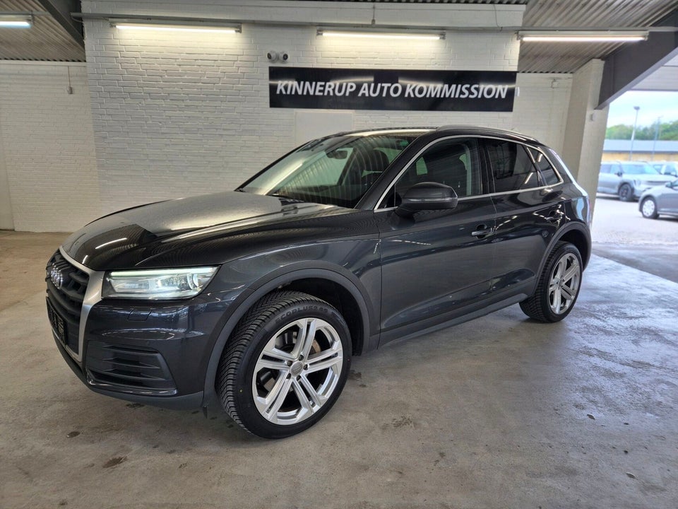 Audi Q5 2,0 TDi 163 quattro S-tr. 5d