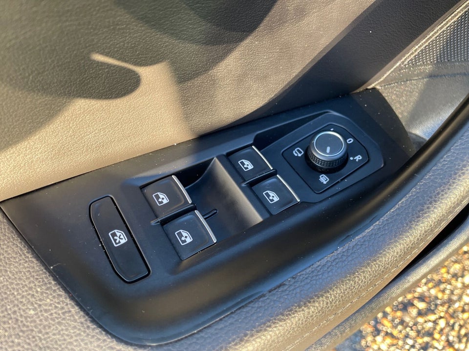 VW Passat 1,5 TSi 150 Highline Variant DSG 5d