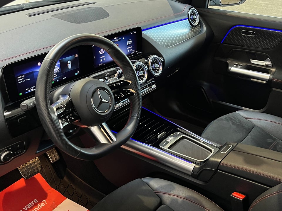 Mercedes EQA300 AMG Line 4Matic 5d