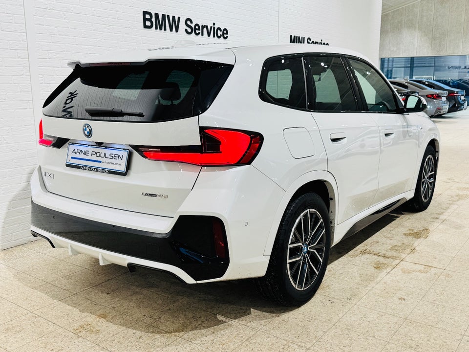 BMW iX1 eDrive20 M-Sport 5d