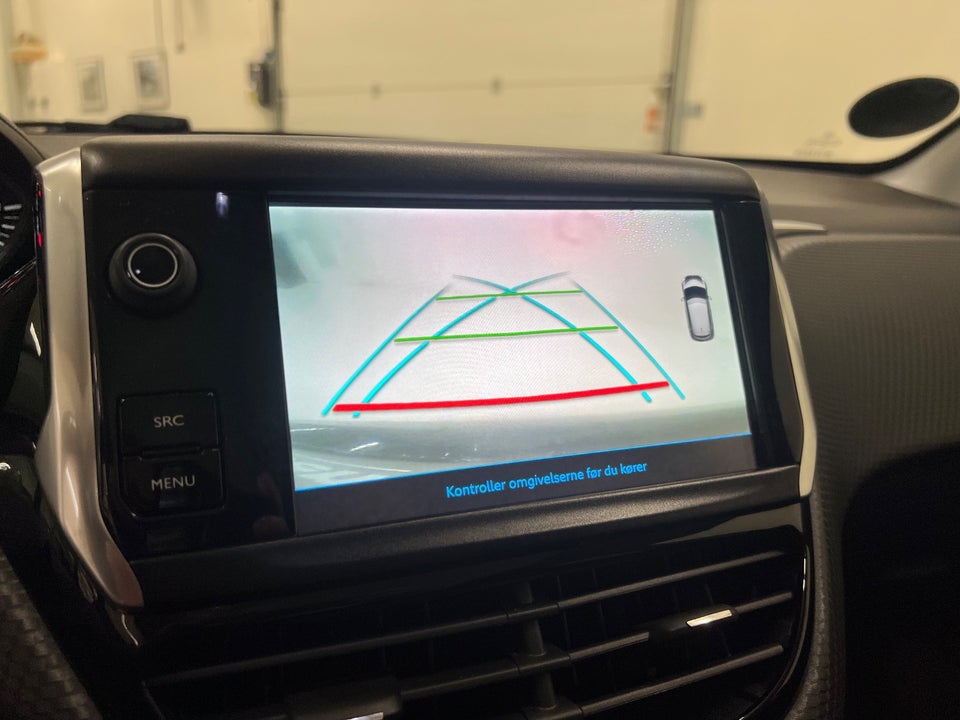 Peugeot 208 1,6 BlueHDi 100 Desire Sky 5d