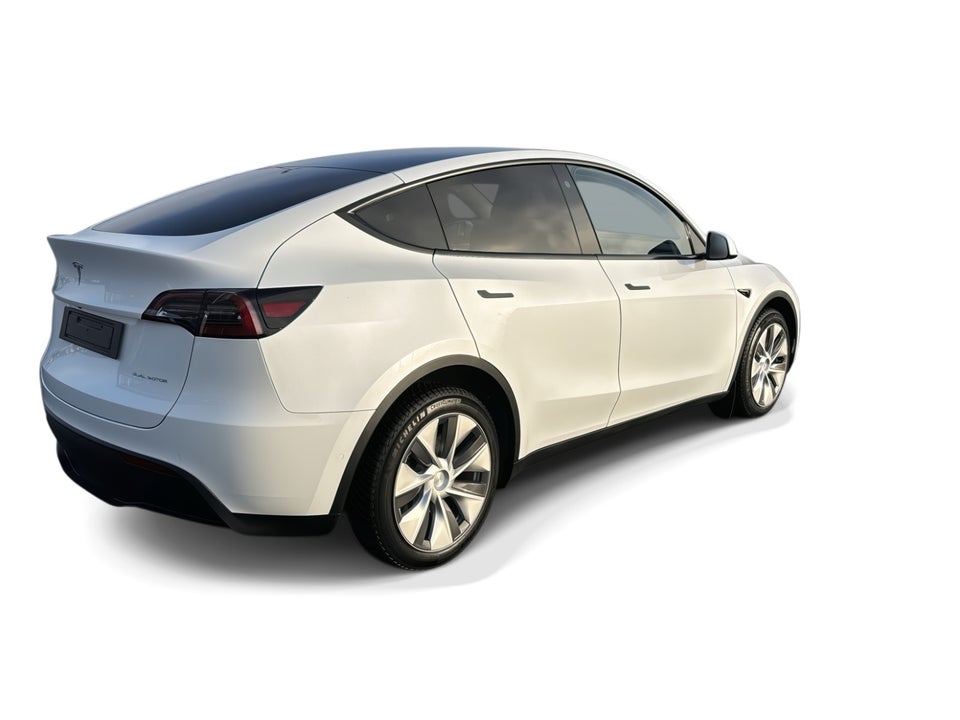 Tesla Model Y Long Range AWD 5d
