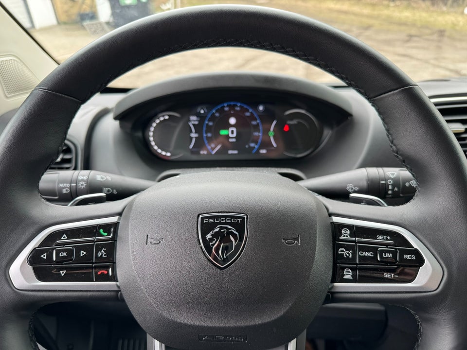 Peugeot e-Boxer 435 110 L4H2 Premium