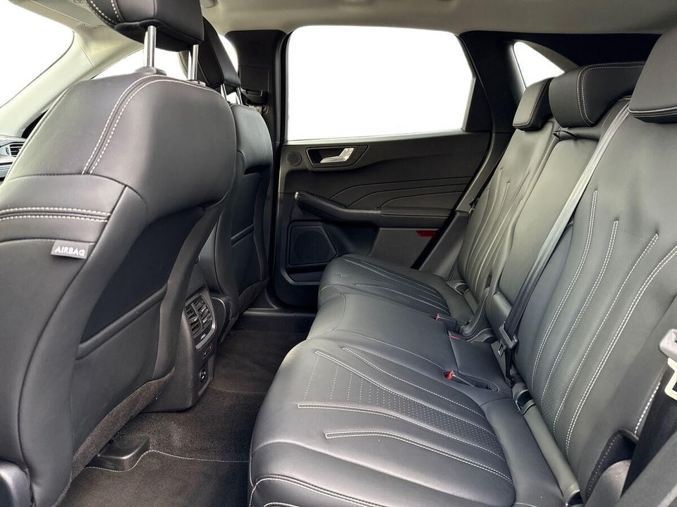 Ford Kuga 2,5 PHEV Vignale CVT 5d