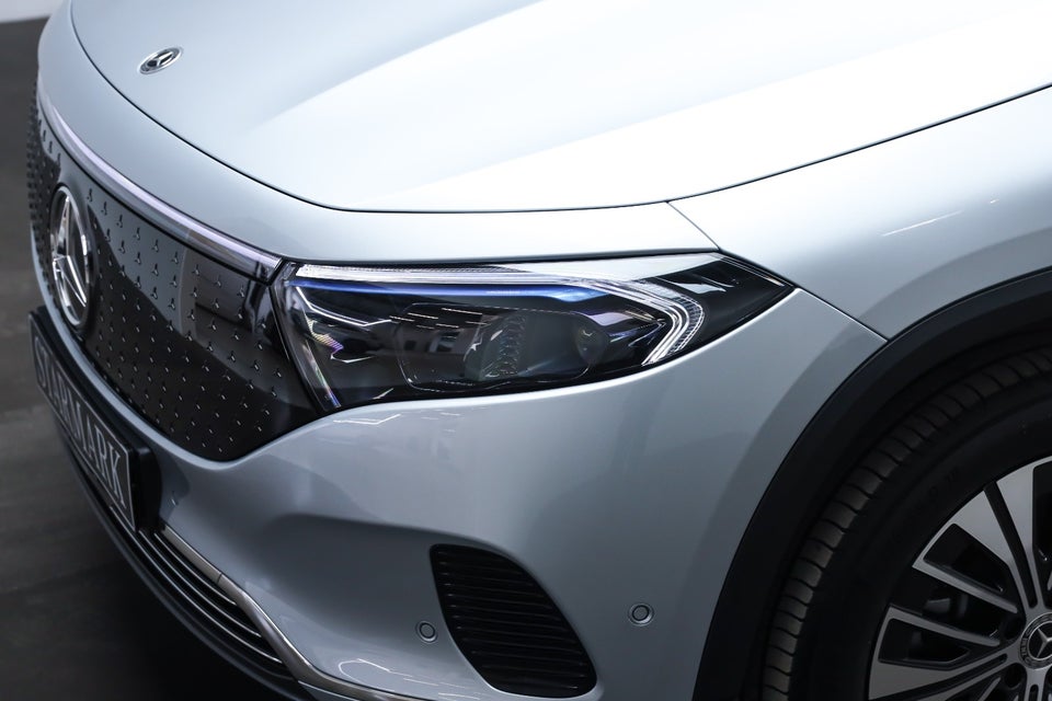 Mercedes EQA250+ Progressive Advance 5d