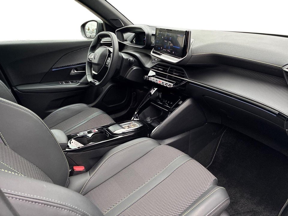 Peugeot e-2008 54 GT 5d