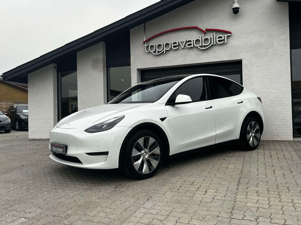 Tesla Model Y Long Range AWD 5d