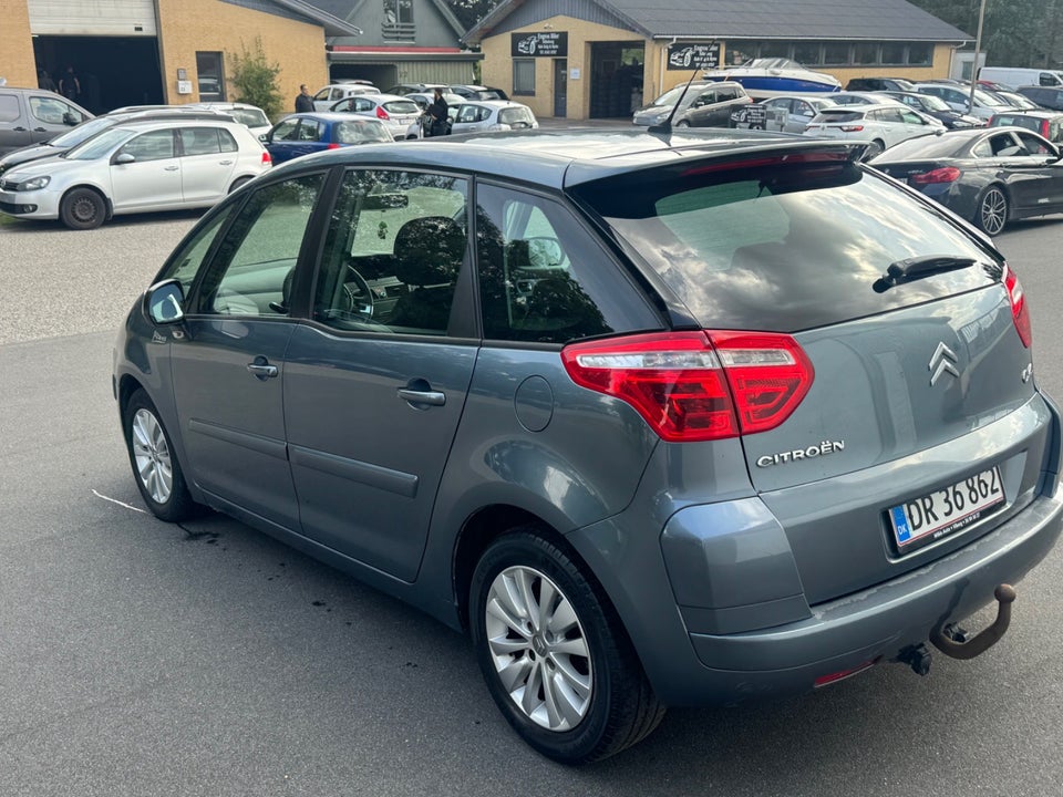 Citroën C4 Picasso 1,6 HDi 110 VTR Pack 5d