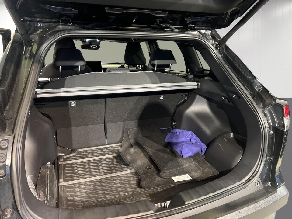 Toyota Corolla Cross 2,0 Hybrid Style Comfort CVT 5d