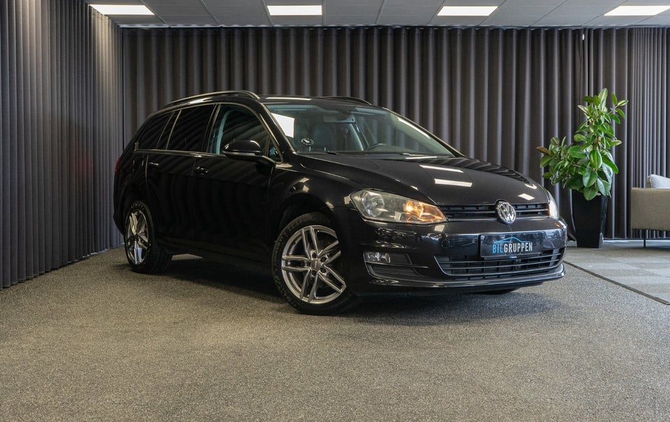 VW Golf VII 1,4 TSi 122 Comfortline Variant BMT 5d