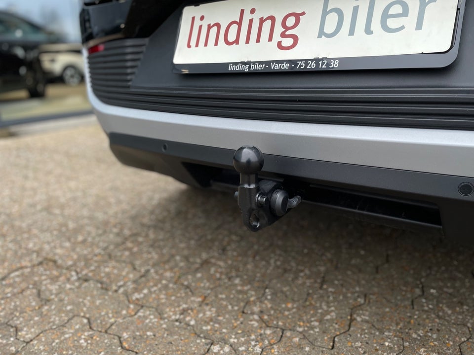 Ford Explorer 82 Premium Extended Range 5d