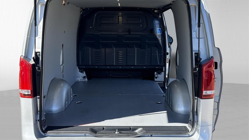 Mercedes Vito 119 2,0 CDi Kassevogn aut. L RWD