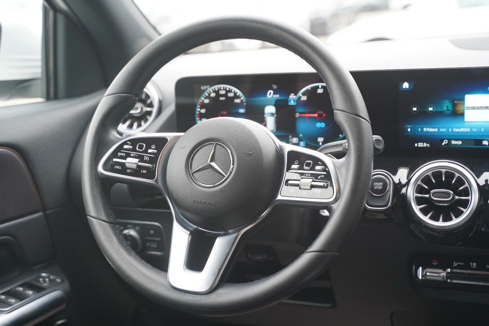 Mercedes EQA250 Progressive 5d