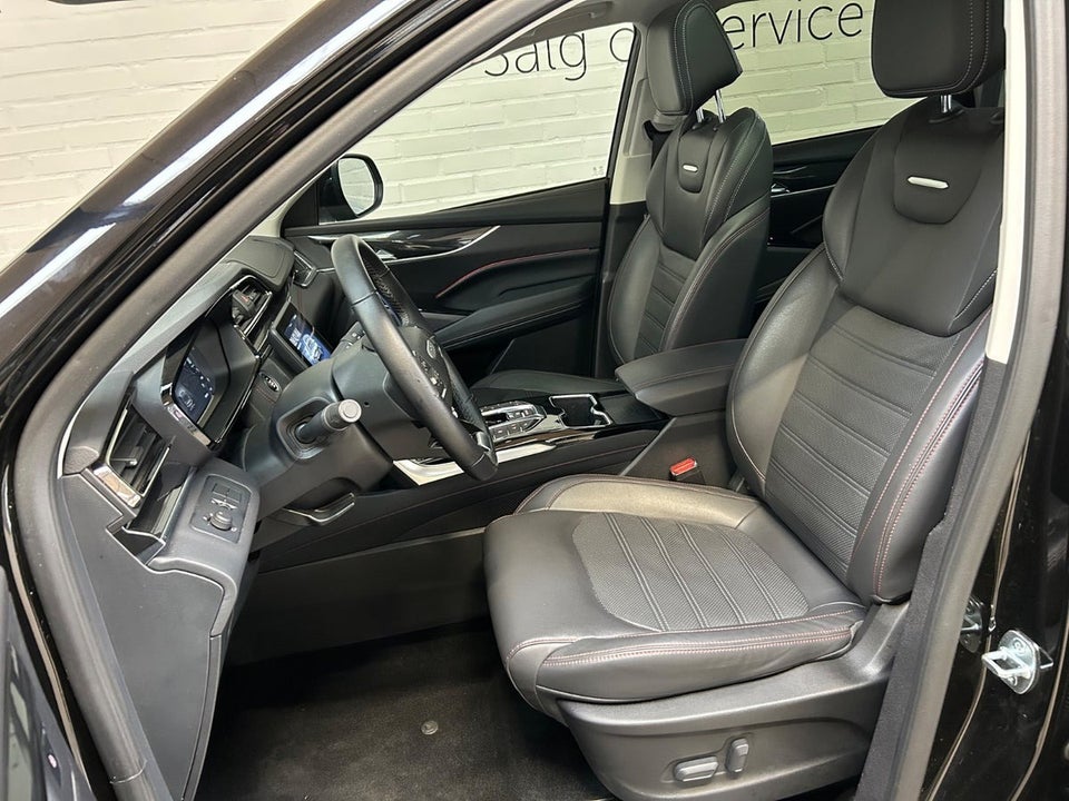 Maxus Euniq6 70  5d