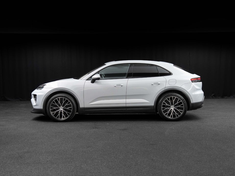 Porsche Macan 4 5d
