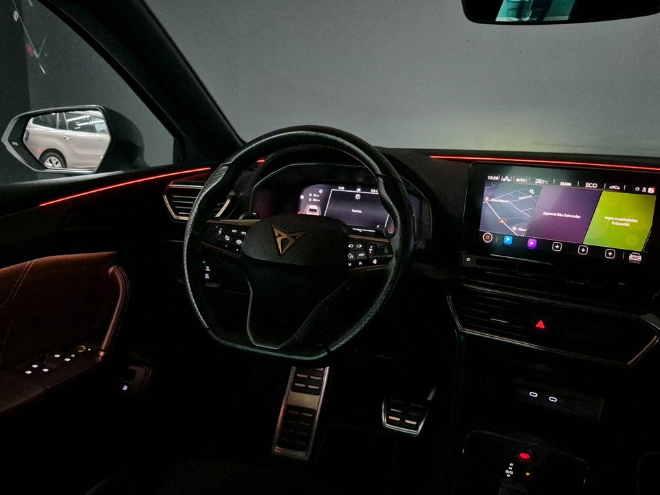 Cupra Leon 1,4 eHybrid DSG 5d