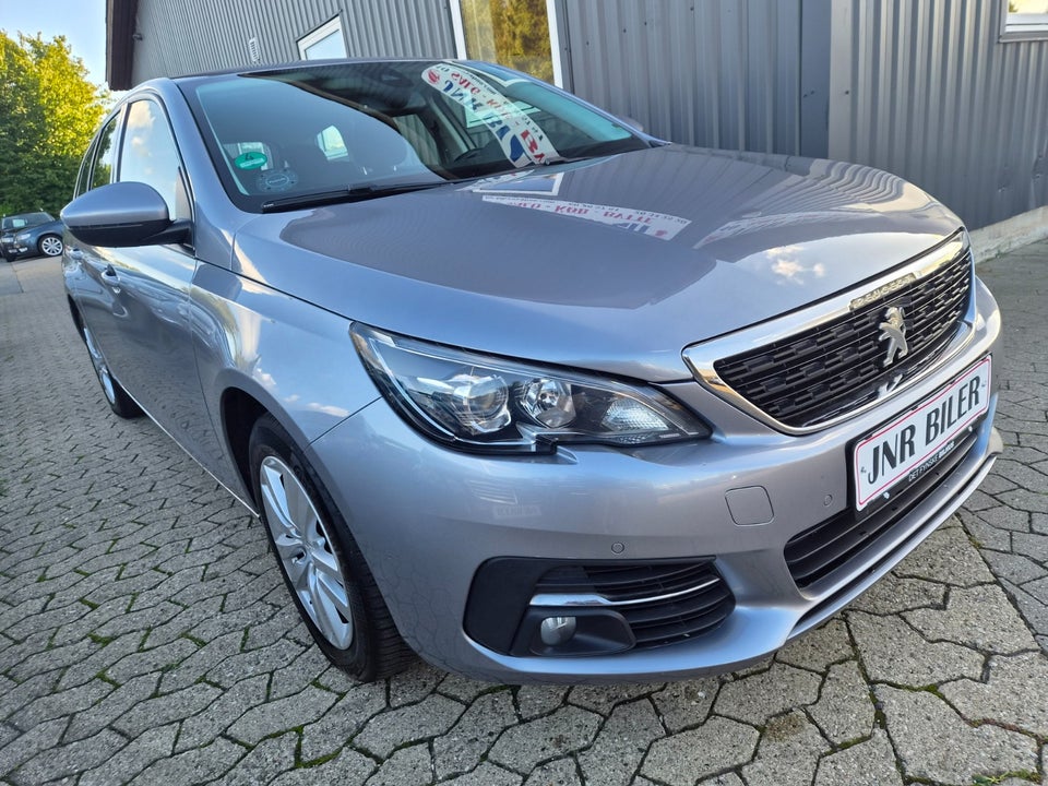 Peugeot 308 1,5 BlueHDi 130 Prestige SW EAT6 5d