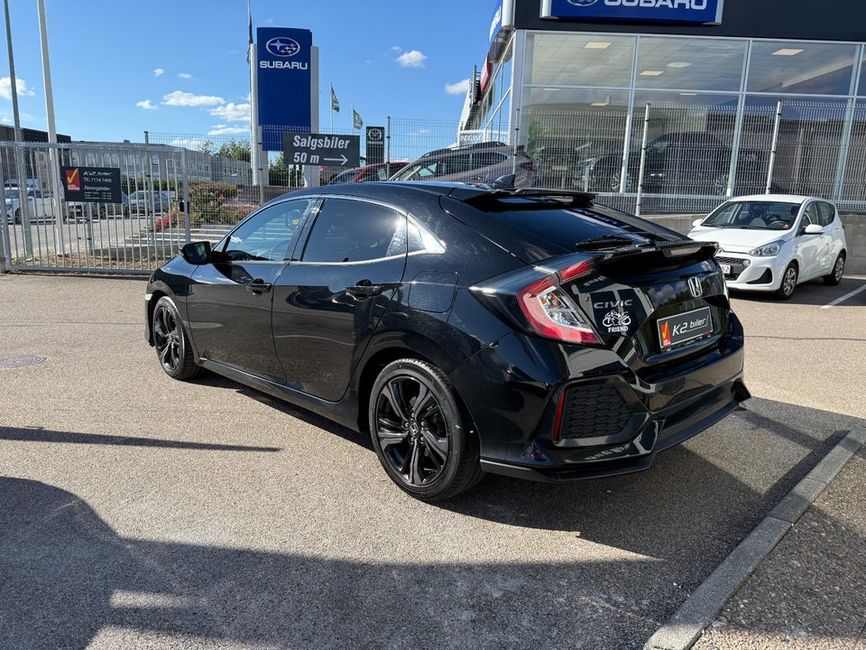 Honda Civic 1,0 VTEC Turbo Elegance 5d