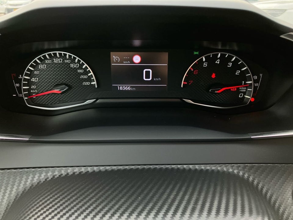 Peugeot 208 1,2 PureTech 100 Like 5d