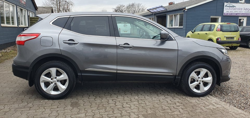 Nissan Qashqai 1,2 Dig-T 115 Tekna 5d